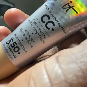 IT Cosmetics CC+ Cream - Silver